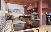 Туры в отель Hotel De Sevres