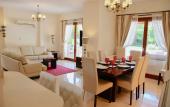 Туры в отель Villa 12 - Pera in Kouklia
