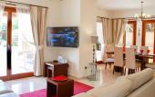 Туры в отель Villa 12 - Pera in Kouklia