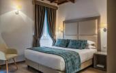 Туры в отель Reginella Suites