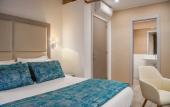 Туры в отель Reginella Suites