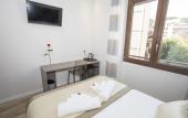 Туры в отель Leonardo Da Vinci Guest House