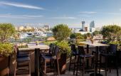 Туры в отель Duquesa Suites Landmark Hotel by Duquessa Hotel Collection
