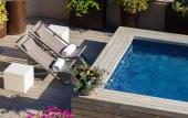 Туры в отель Duquesa Suites Landmark Hotel by Duquessa Hotel Collection