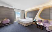Туры в отель V Hotel Dubai Curio Collection by Hilton Hotel