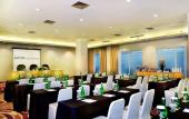 Туры в отель Royal Palm Hotel & Conference Center Cengkareng