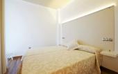 Туры в отель Apartamentos Senabre Palais