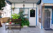 Туры в отель Stay With Me Guesthouse