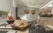Туры в отель Daphne Luxury Suites