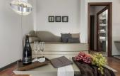 Туры в отель Daphne Luxury Suites
