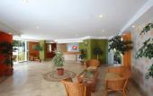 Туры в отель Catamaran Hotel