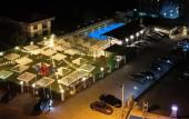 Туры в отель Ucar Royal Hotel and Conference Hall
