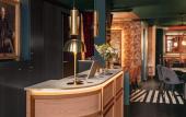 Туры в отель Snob Hotel