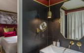 Туры в отель Snob Hotel