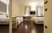 Туры в отель 43 Station Hotel