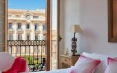 Туры в отель Lodgingmalaga Plaza de la Constitucion
