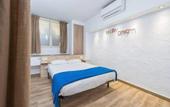 Туры в отель Y Hostel - Albergue Juvenil