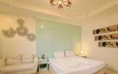 Туры в отель Gorgeous Boutique Room