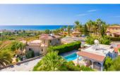 Туры в отель Villa Lela Pente Large Private Pool Walk to Beach A C Wifi Car Not Required Eco-friendly - 2167