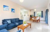 Туры в отель Villa Lela Pente Large Private Pool Walk to Beach A C Wifi Car Not Required Eco-friendly - 2167
