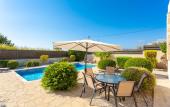 Туры в отель Villa Felice Large Private Pool Walk to Beach Sea Views A C Wifi Car Not Required - 2776
