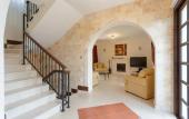 Туры в отель Villa Evelina Large Private Pool Walk to Beach Sea Views A C Wifi Eco-friendly - 3019