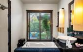 Туры в отель Emerald Pool Villa