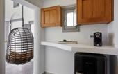 Туры в отель Allure Breeze Suites