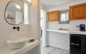 Туры в отель Allure Breeze Suites