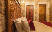 Туры в отель Solo Cave Suites Hotel