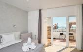 Туры в отель Black Cat Guest House