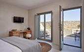 Туры в отель IONIC Suites