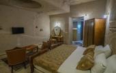 Туры в отель Kalsedon Cave Suites