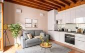 Туры в отель Limehome Granada Calle Mirasol