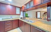 Туры в отель bnbmehomes , 2 BR Stunning Lake Views in Greens-205 Apartments