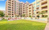 Туры в отель bnbmehomes , 2 BR Stunning Lake Views in Greens-205 Apartments
