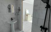Туры в отель Leona Guest House