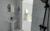 Туры в отель Leona Guest House