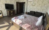 Туры в отель Leona Guest House