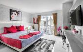 Туры в отель The Shades Hotel 50 meter Beach Front