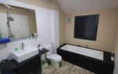 Туры в отель Villa Whitney