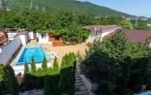 Туры в отель Semeyny Guest house