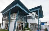 Туры в отель Somerset Harbour View Suites Near Legoland