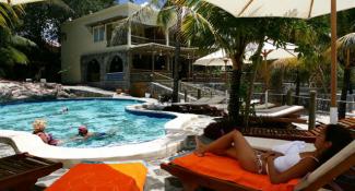 Hibiscus Beach Resort & SPA 3*