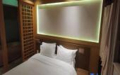 Туры в отель Yishanggong Art Themed Hotel (Guangzhou Jiangnanxi Metro Station)