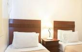 Туры в отель Townhouse OAK Metro Manila Near Osmena Highway PNR Pasay formerly Avitel Hotel