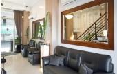Туры в отель Townhouse OAK Metro Manila Near Osmena Highway PNR Pasay formerly Avitel Hotel