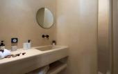 Туры в отель White Orchid Boutique Apartments