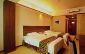 Туры в отель Mingyue Business Hotel(Huaqiang North subway station store)