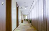 Туры в отель Mingyue Business Hotel(Huaqiang North subway station store)